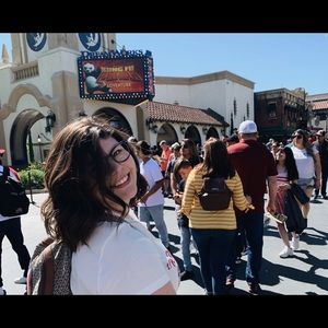 Meet your Posher, Dayna